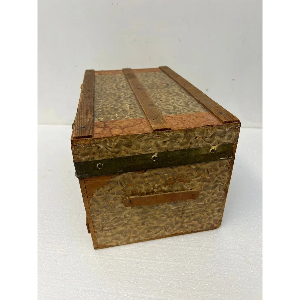 Wood Dollhouse Steamer Trunk Miniature Antique Storage Box Chest SALESMAN SAMPLE